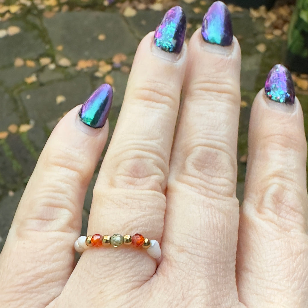 FreshWater Baroque Pearl & Carnelian, Peridot Crystal Ring