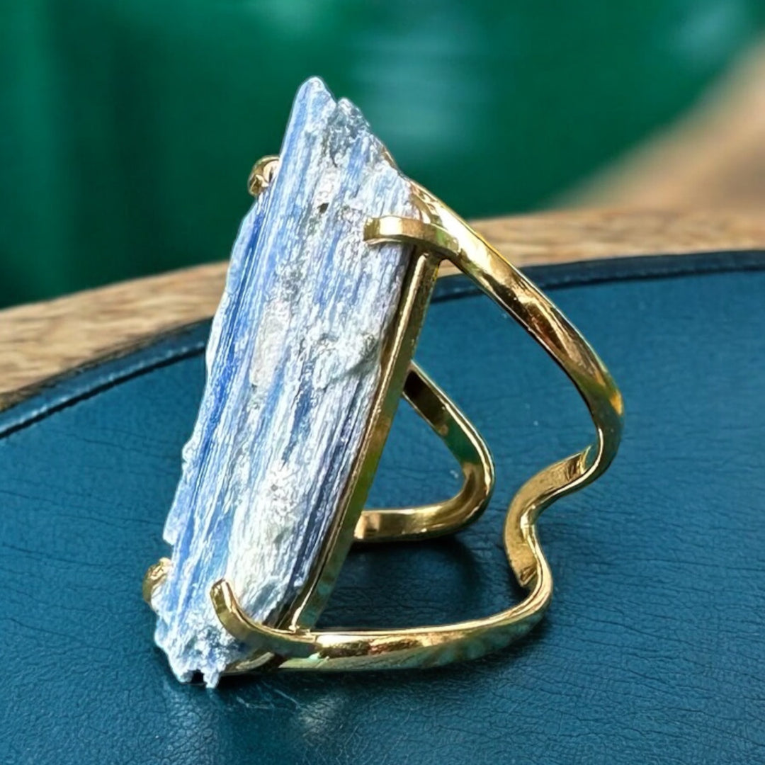 Amazonian Collection kyanite Gold Ring