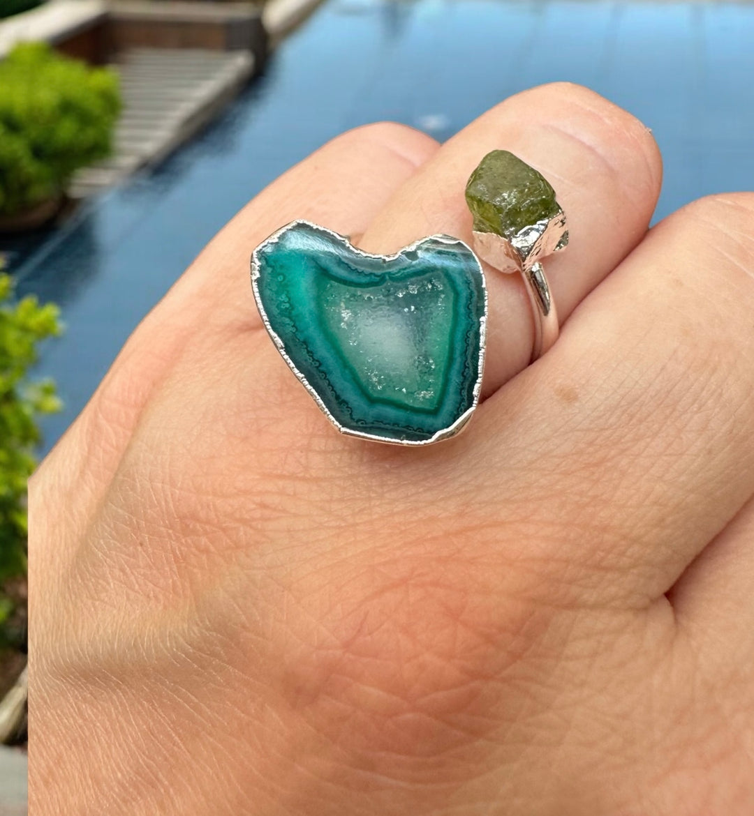 Infinity Agate Druzy & Peridot Silver Wrap Ring